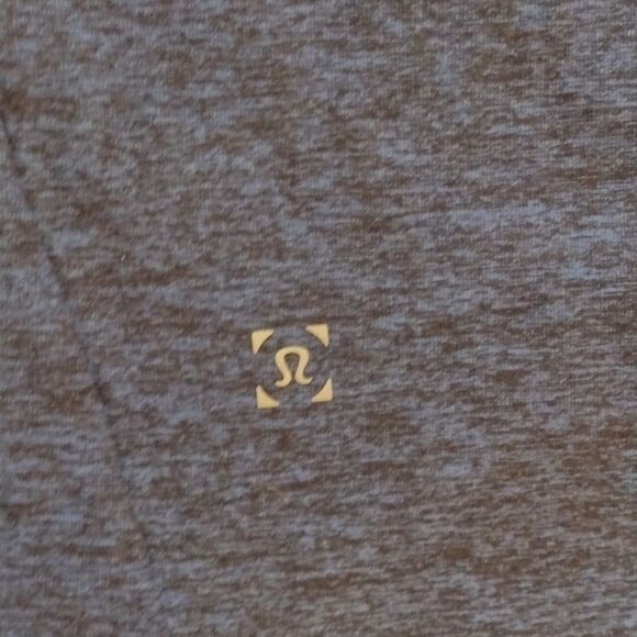 Lululemon Surge Warm Long Sleeve Blue shirt with zip pocket size S - Picture 8 of 11